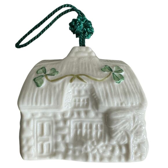 NWB Vintage Irish Belleek Porcelain Christmas 04 ornament Adare Cottage - Boxed - Picture 1 of 13